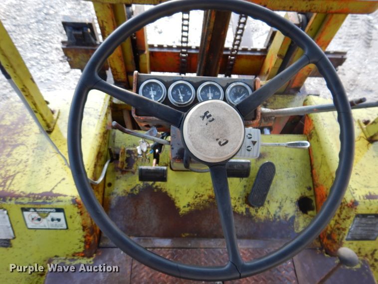 image for item IN9883 1978 Clark IT80  forklift