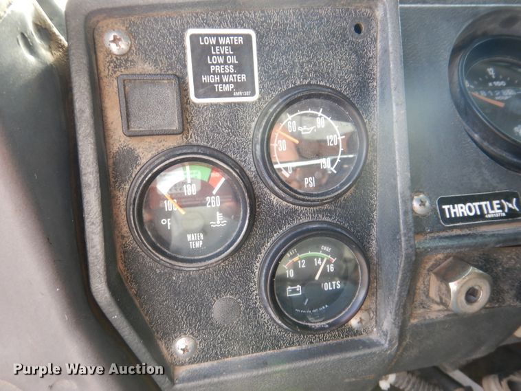 image for item IN9885 1995 Mack RD688S  dump truck