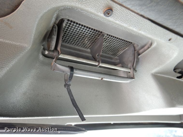 image for item IN9885 1995 Mack RD688S  dump truck