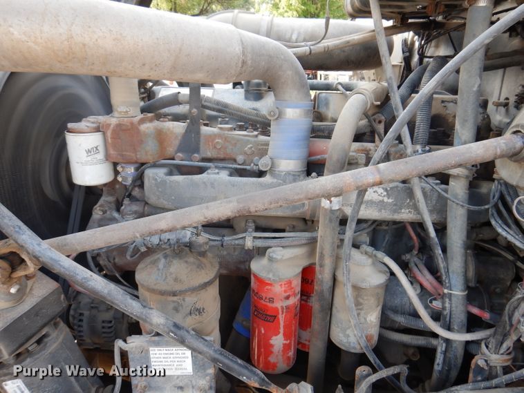 image for item IN9885 1995 Mack RD688S  dump truck