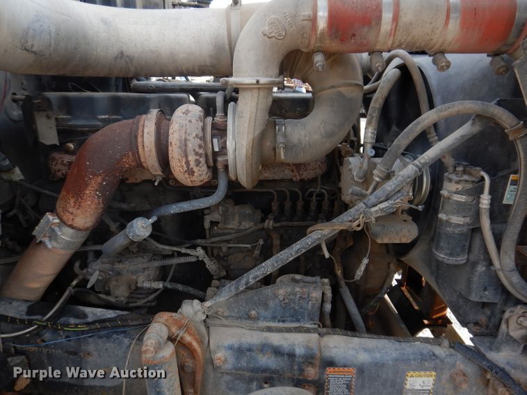 image for item IN9885 1995 Mack RD688S  dump truck