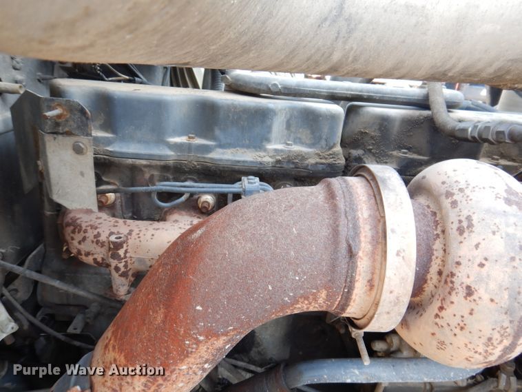 image for item IN9885 1995 Mack RD688S  dump truck