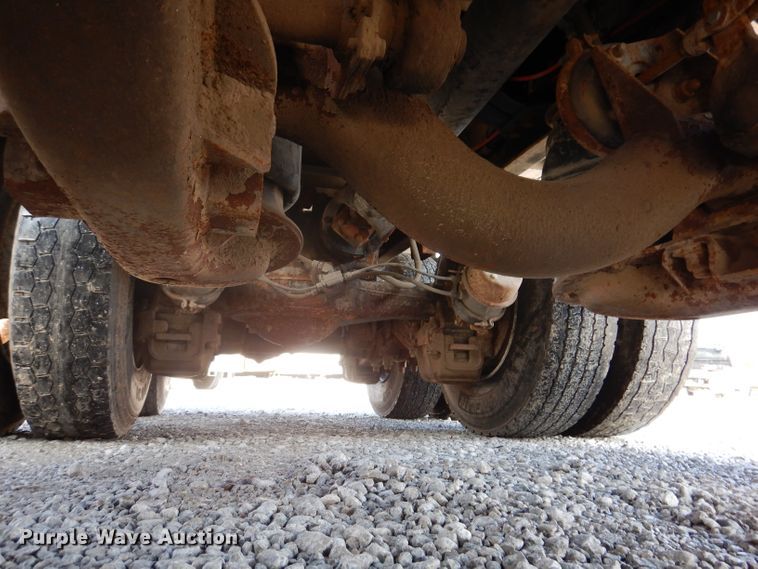 image for item IN9885 1995 Mack RD688S  dump truck