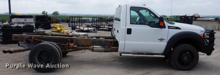 image for item IN9889 2015 Ford F550 Super Duty XL  truck cab and chassis