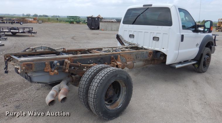 image for item IN9889 2015 Ford F550 Super Duty XL  truck cab and chassis