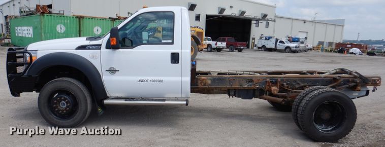 image for item IN9889 2015 Ford F550 Super Duty XL  truck cab and chassis