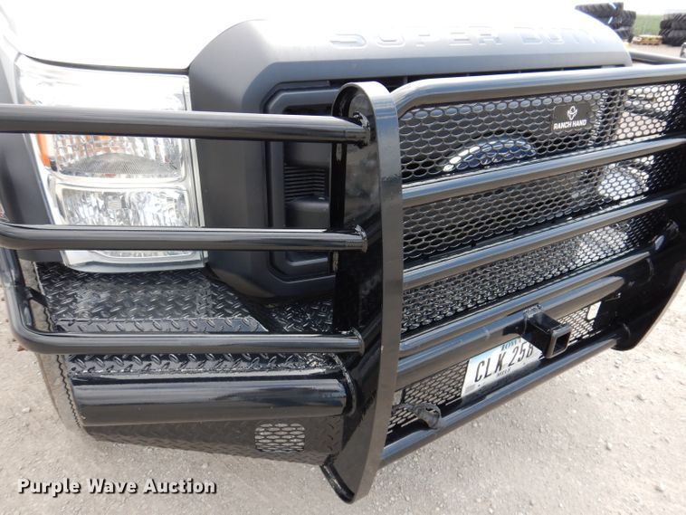 image for item IN9889 2015 Ford F550 Super Duty XL  truck cab and chassis