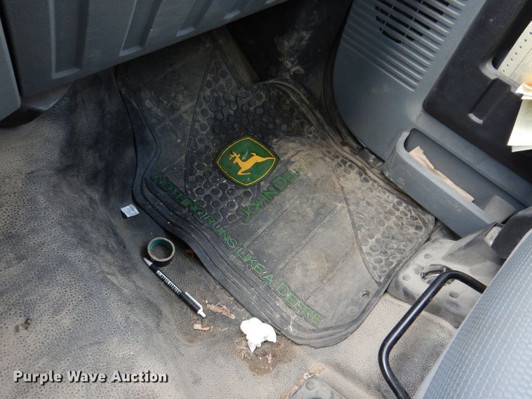 image for item IN9889 2015 Ford F550 Super Duty XL  truck cab and chassis