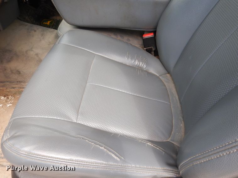 image for item IN9889 2015 Ford F550 Super Duty XL  truck cab and chassis