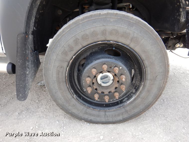 image for item IN9889 2015 Ford F550 Super Duty XL  truck cab and chassis