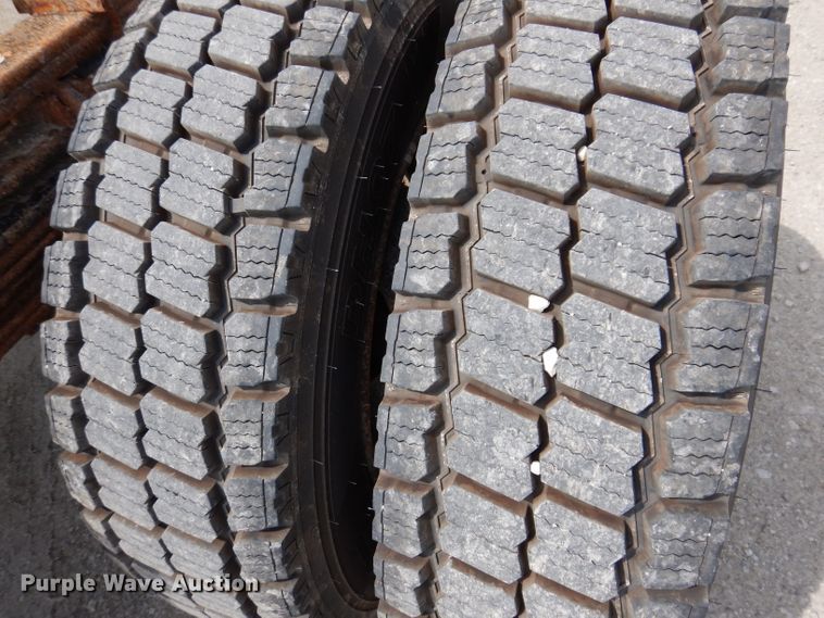 image for item IN9889 2015 Ford F550 Super Duty XL  truck cab and chassis