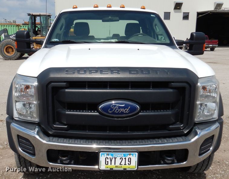 image for item IN9891 2015 Ford F550 Super Duty XL  truck cab and chassis