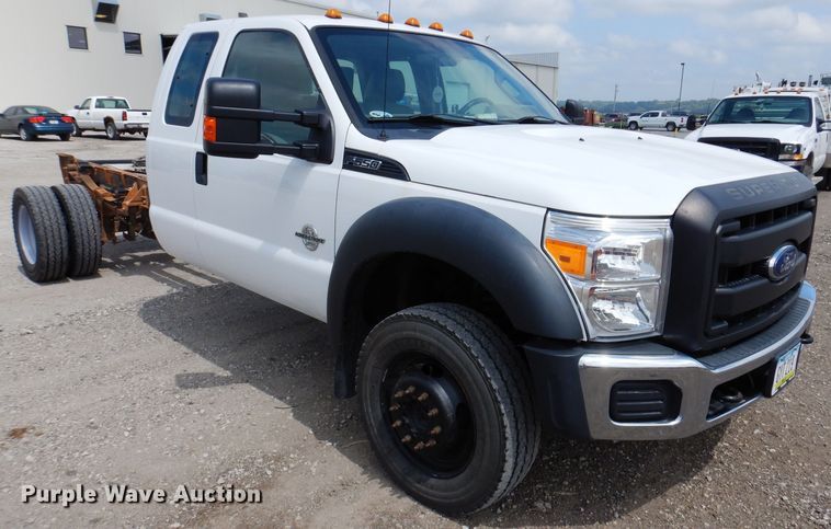 image for item IN9891 2015 Ford F550 Super Duty XL  truck cab and chassis