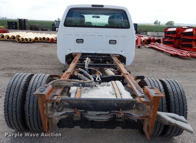 image for item IN9891 2015 Ford F550 Super Duty XL  truck cab and chassis