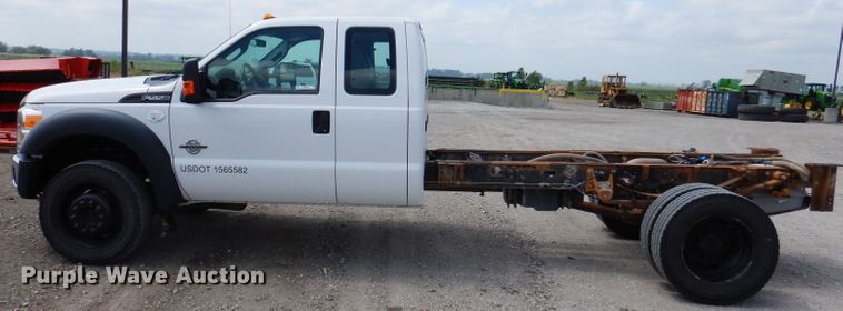 image for item IN9891 2015 Ford F550 Super Duty XL  truck cab and chassis