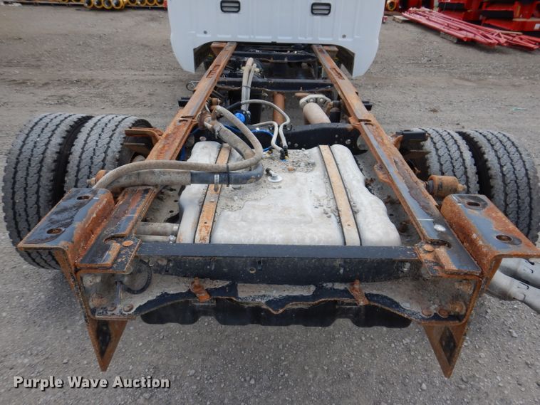 image for item IN9891 2015 Ford F550 Super Duty XL  truck cab and chassis