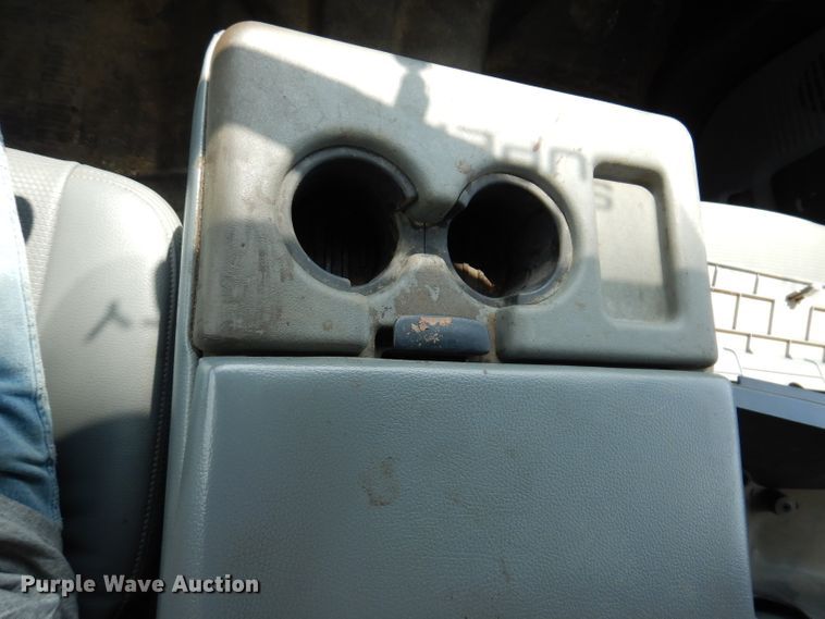 image for item IN9891 2015 Ford F550 Super Duty XL  truck cab and chassis