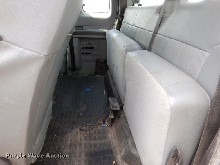 image for item IN9891 2015 Ford F550 Super Duty XL  truck cab and chassis