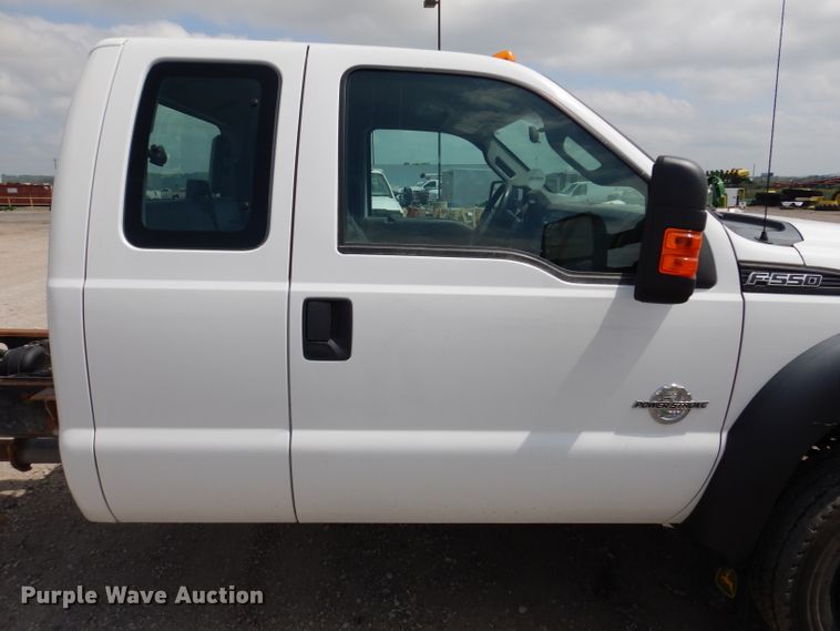 image for item IN9891 2015 Ford F550 Super Duty XL  truck cab and chassis