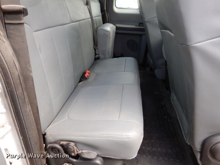 image for item IN9891 2015 Ford F550 Super Duty XL  truck cab and chassis