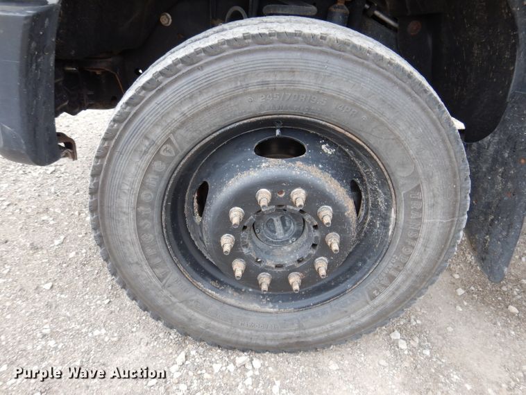 image for item IN9891 2015 Ford F550 Super Duty XL  truck cab and chassis