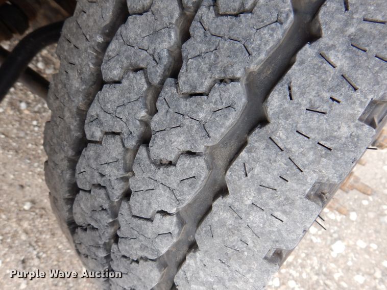 image for item IN9891 2015 Ford F550 Super Duty XL  truck cab and chassis