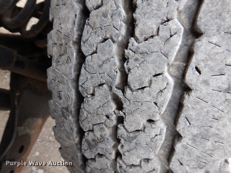 image for item IN9891 2015 Ford F550 Super Duty XL  truck cab and chassis