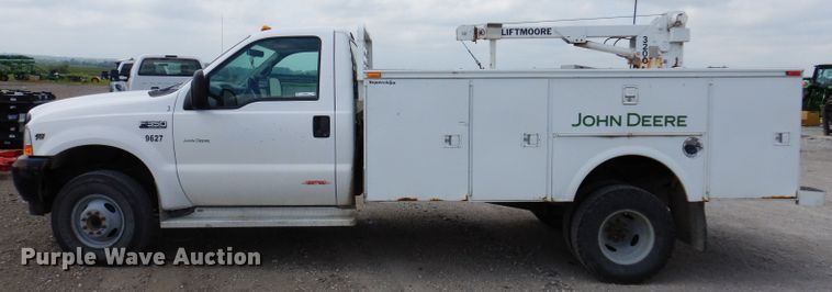 image for item IN9892 2002 Ford F350 Super Duty XL  utility bed pickup truck