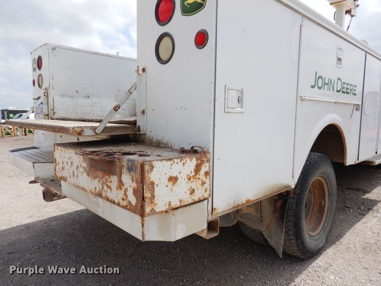 image for item IN9892 2002 Ford F350 Super Duty XL  utility bed pickup truck