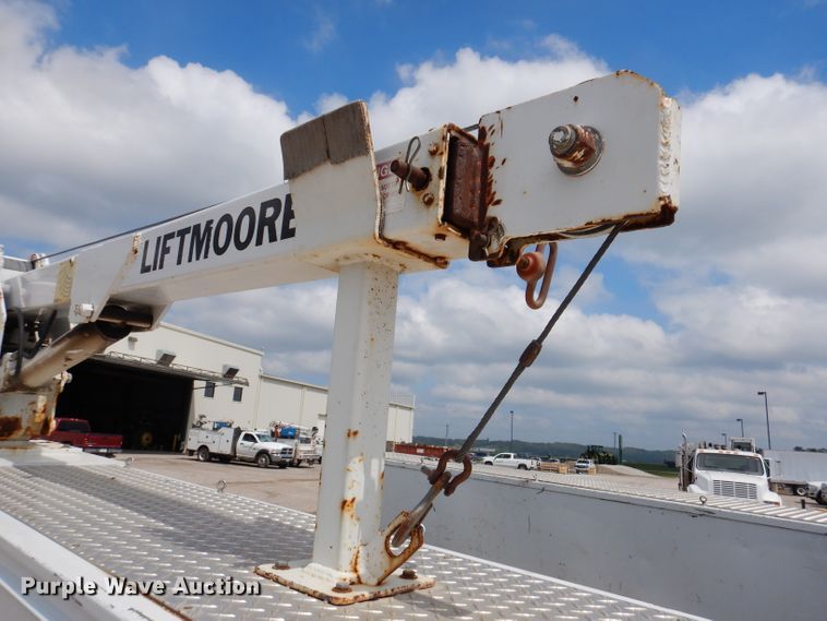 image for item IN9892 2002 Ford F350 Super Duty XL  utility bed pickup truck