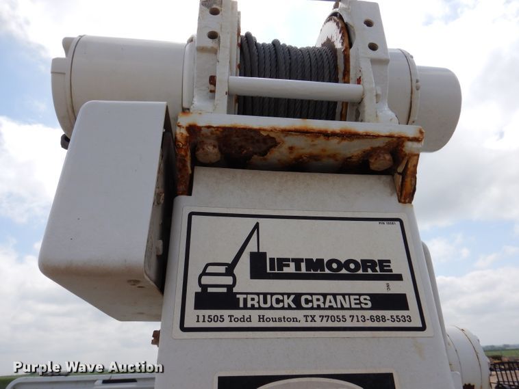 image for item IN9892 2002 Ford F350 Super Duty XL  utility bed pickup truck