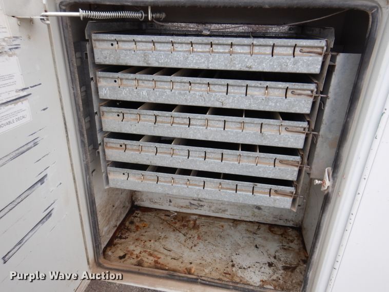 image for item IN9892 2002 Ford F350 Super Duty XL  utility bed pickup truck