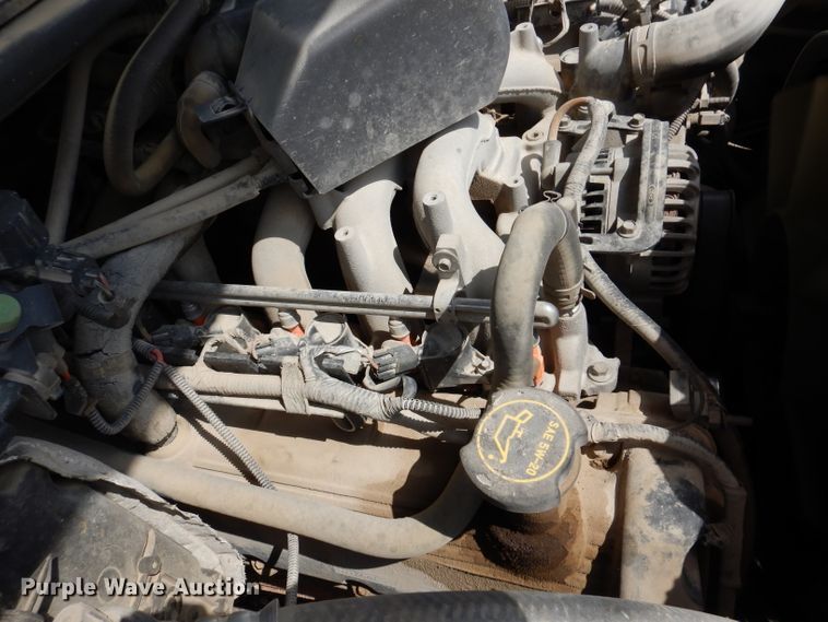 image for item IN9892 2002 Ford F350 Super Duty XL  utility bed pickup truck