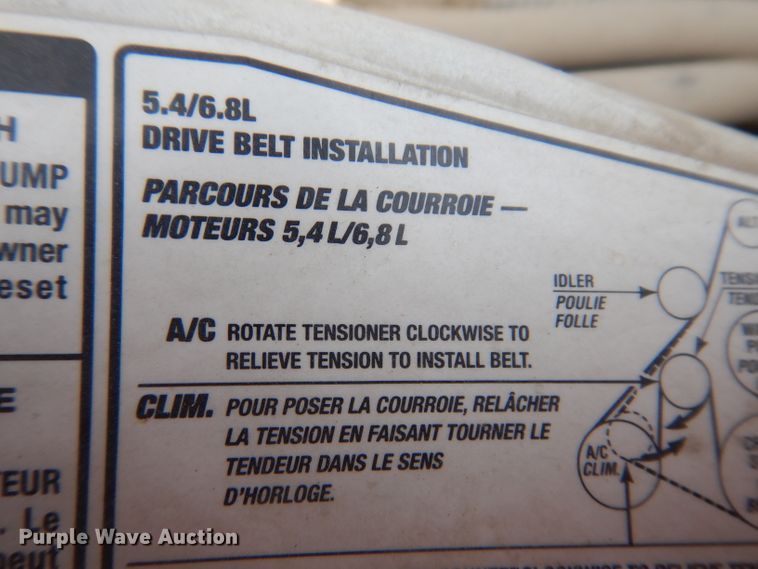 image for item IN9892 2002 Ford F350 Super Duty XL  utility bed pickup truck