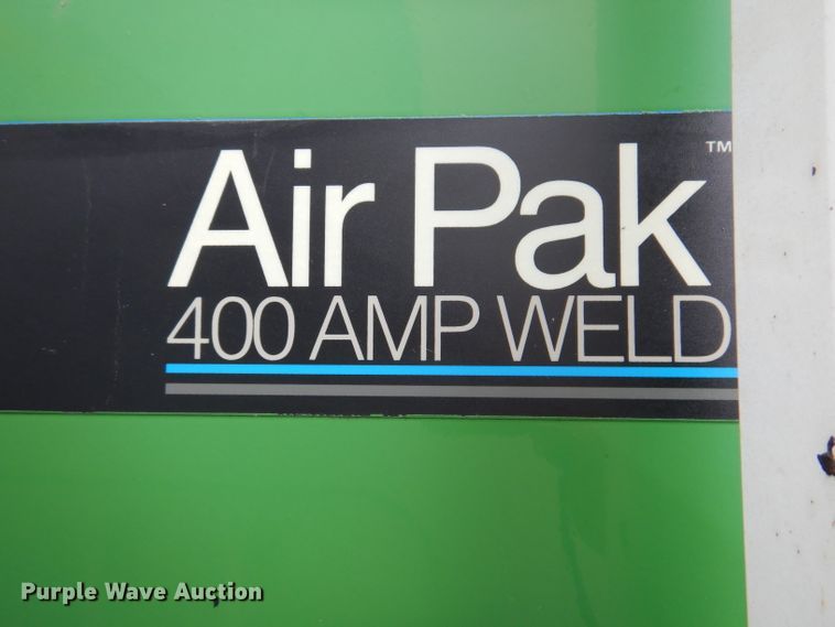 image for item IN9893 1996 International 4700  utility / service truck