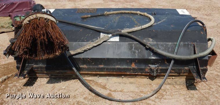 image for item IN9900 John Deere Worksite Pro BP84  89"W skid steer broom