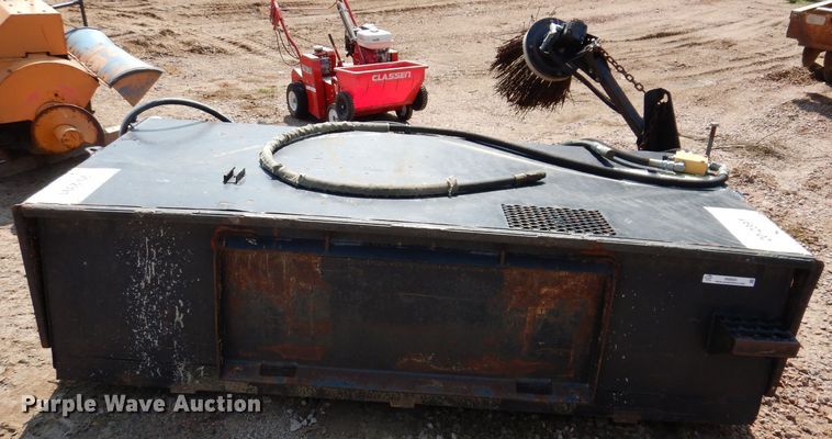 image for item IN9900 John Deere Worksite Pro BP84  89"W skid steer broom