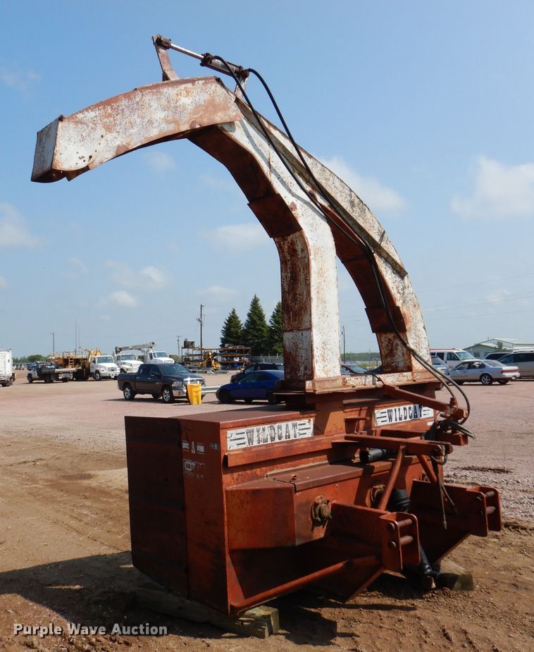 image for item IN9901 Wildcat 8000A  99"W snow blower