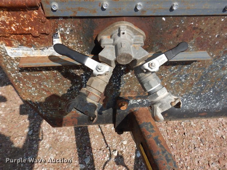 image for item IN9902 1998 Atlas Copco XAS 96  air compressor