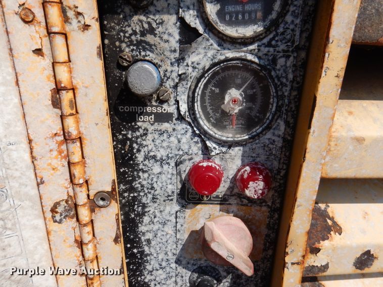 image for item IN9902 1998 Atlas Copco XAS 96  air compressor