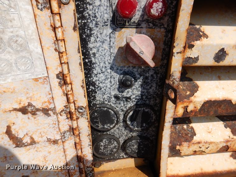 image for item IN9902 1998 Atlas Copco XAS 96  air compressor