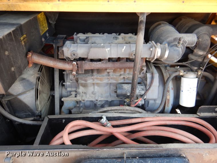 image for item IN9902 1998 Atlas Copco XAS 96  air compressor