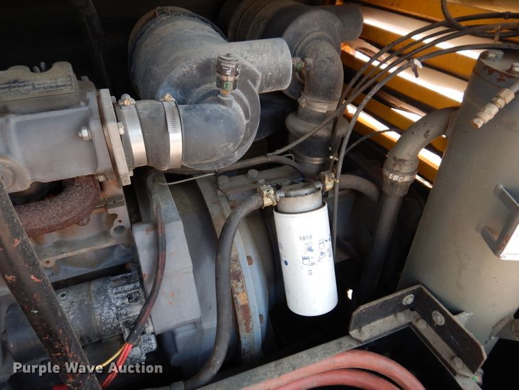 image for item IN9902 1998 Atlas Copco XAS 96  air compressor