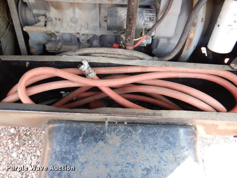 image for item IN9902 1998 Atlas Copco XAS 96  air compressor