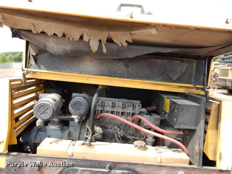 image for item IN9902 1998 Atlas Copco XAS 96  air compressor