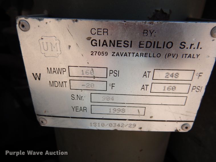 image for item IN9902 1998 Atlas Copco XAS 96  air compressor