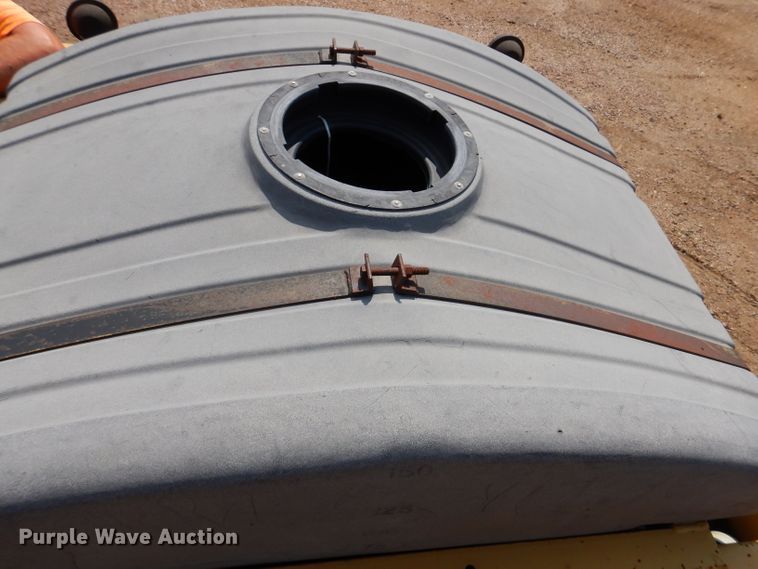 image for item IN9904 Hyster C530A  pneumatic roller