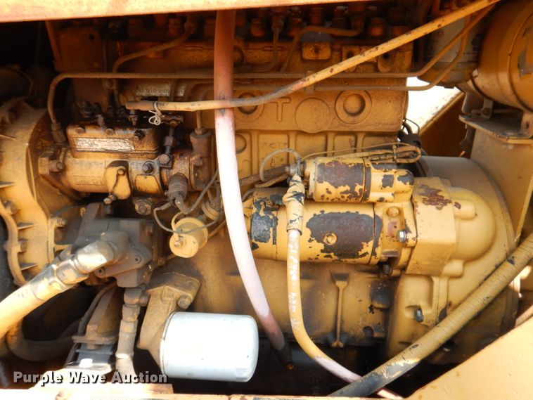 image for item IN9904 Hyster C530A  pneumatic roller