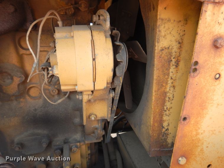 image for item IN9904 Hyster C530A  pneumatic roller