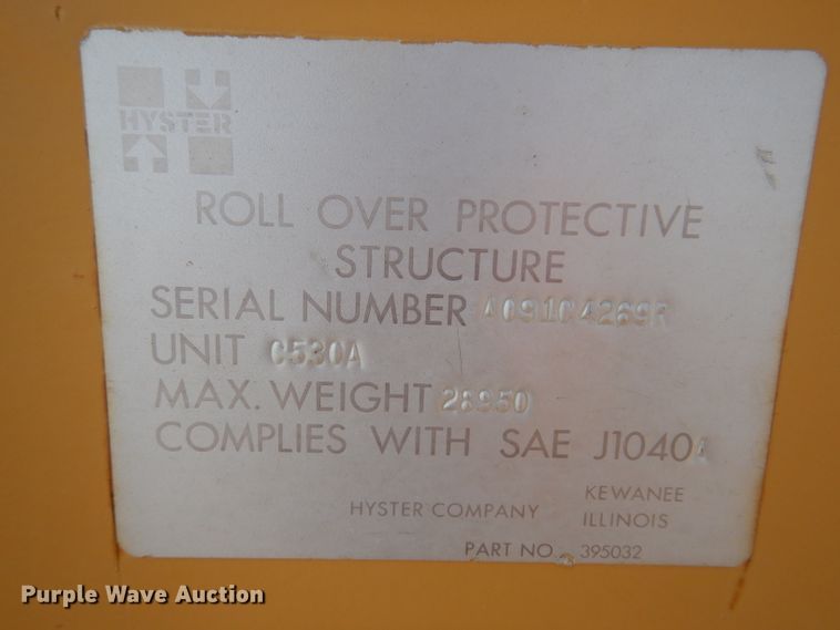 image for item IN9904 Hyster C530A  pneumatic roller